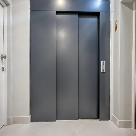 Beco Santa Emilia 4p, A In Madeira Apartament